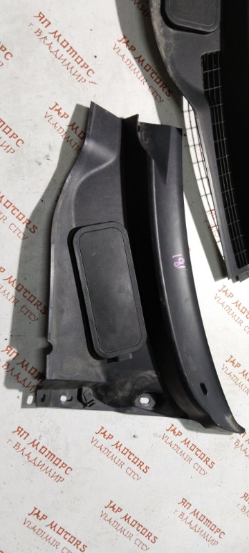 Решетка под лобовое стекло, 4000 рублей, Владимир