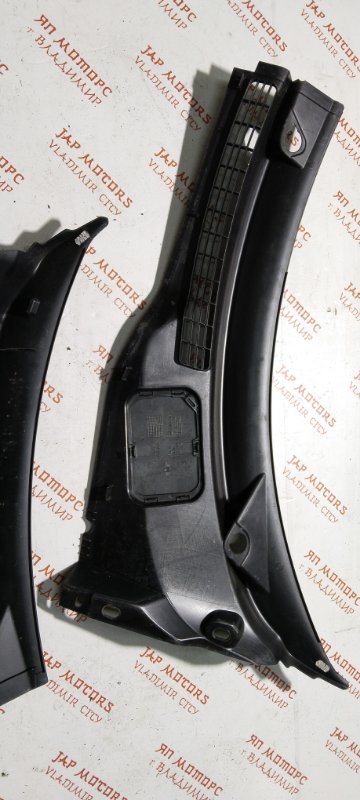 Решетка под лобовое стекло, 4000 рублей, Владимир