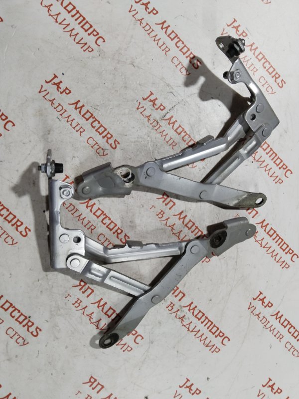 Петля крышки багажника, 1500 рублей, Владимир