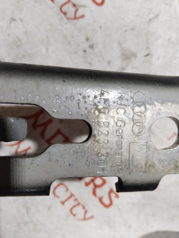 Петля капота, 1000 рублей, Владимир