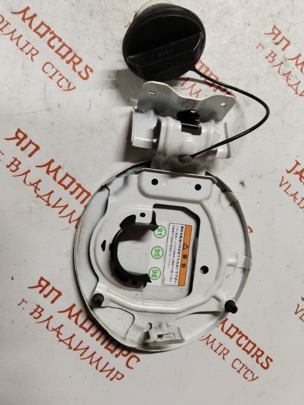 Лючок топливного бака, 1000 рублей, Владимир