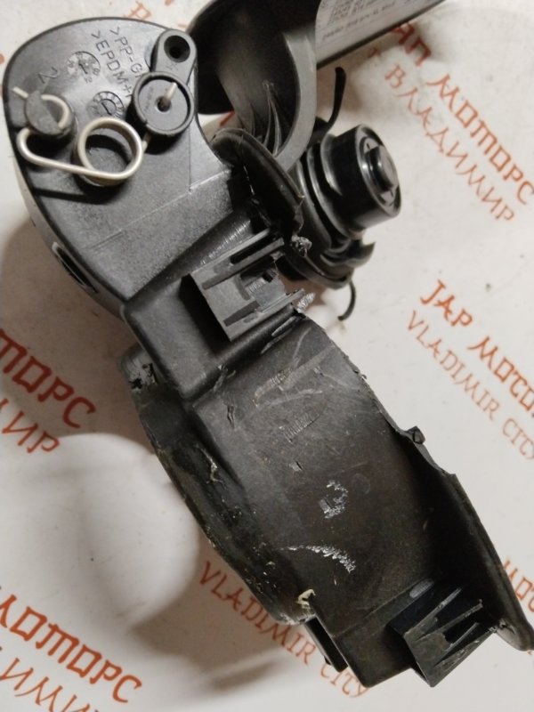 Лючок топливного бака, 1000 рублей, Владимир