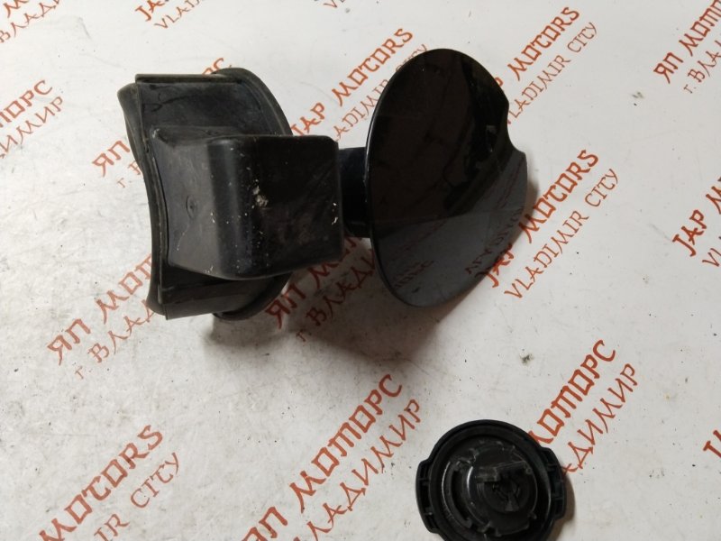 Лючок топливного бака, 500 рублей, Владимир