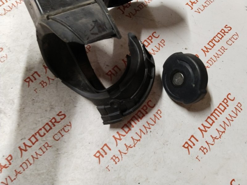 Лючок топливного бака, 500 рублей, Владимир