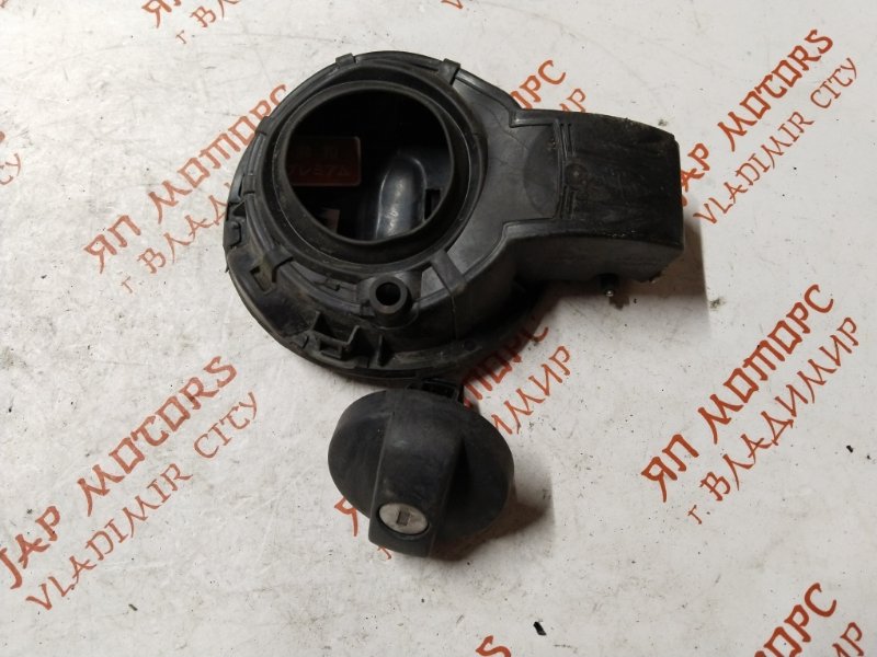 Лючок топливного бака, 1000 рублей, Владимир