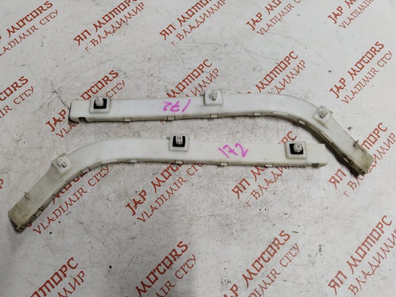 Крепление бампера, 1000 рублей, Владимир