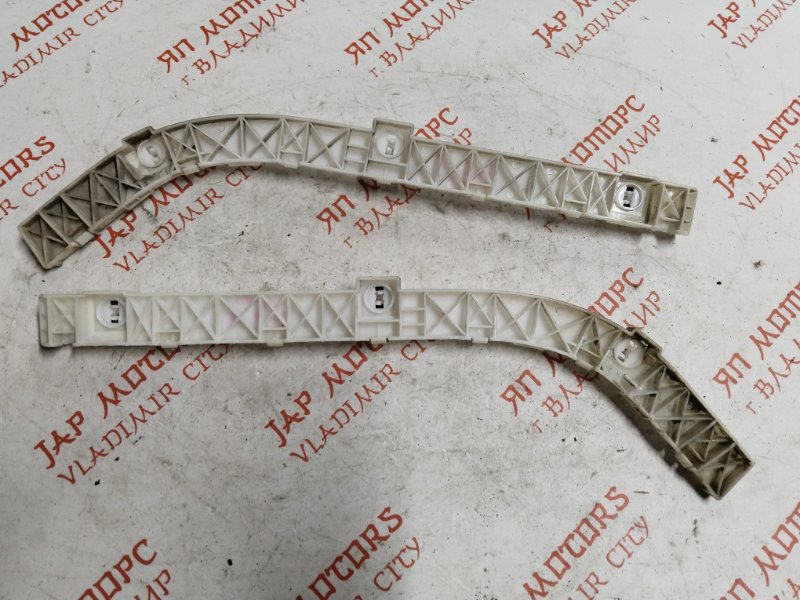 Крепление бампера, 1000 рублей, Владимир