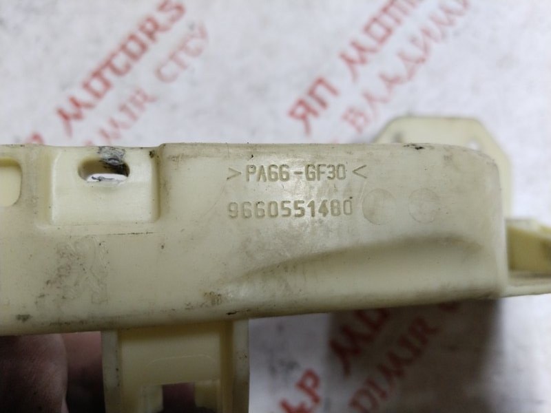 Крепление бампера, 1000 рублей, Владимир