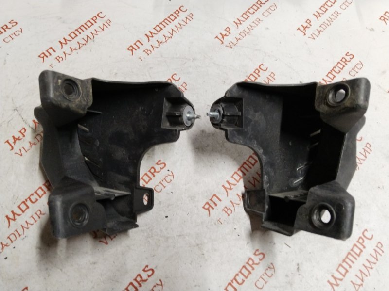 Крепление бампера, 1000 рублей, Владимир