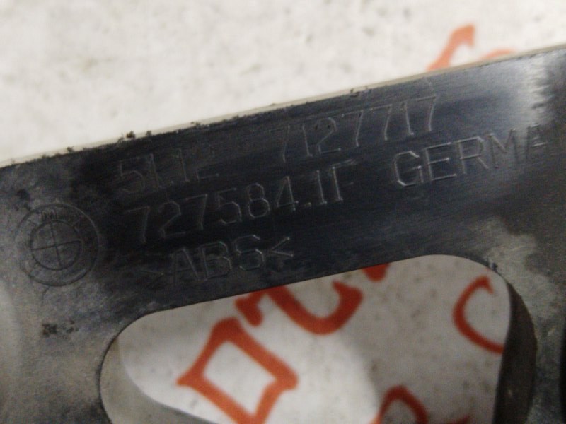 Крепление бампера, 1000 рублей, Владимир