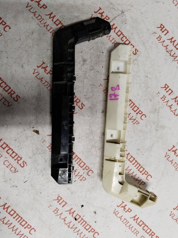 Крепление бампера, 1000 рублей, Владимир