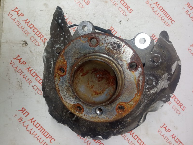 Кулак поворотный, 2000 рублей, Владимир