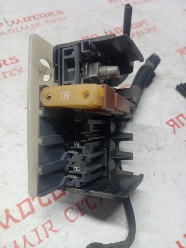 Блок предохранителей, 1000 рублей, Владимир