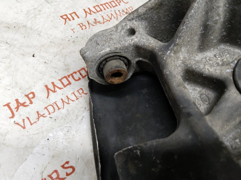 Кулак поворотный, 1500 рублей, Владимир