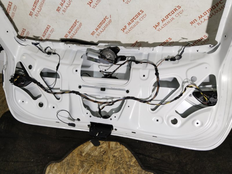 Крышка багажника, 10000 рублей, Владимир