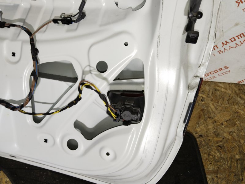 Крышка багажника, 10000 рублей, Владимир