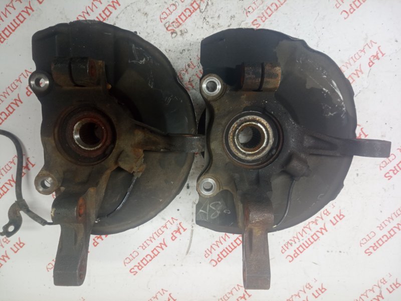 Кулак поворотный, 2000 рублей, Владимир