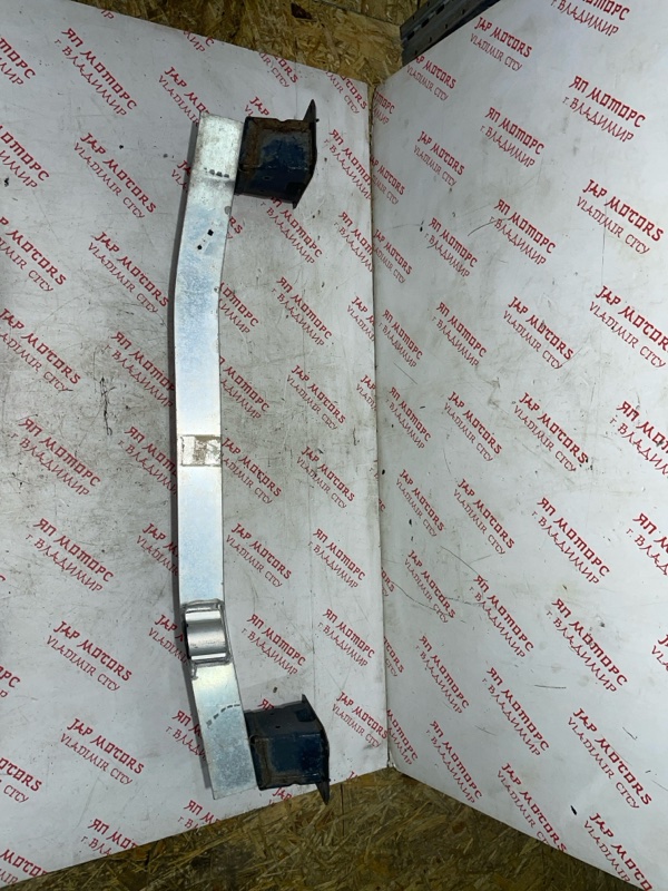 Усилитель бампера, 4000 рублей, Владимир