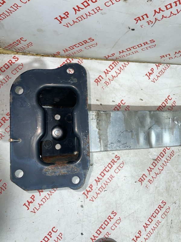 Усилитель бампера, 4000 рублей, Владимир