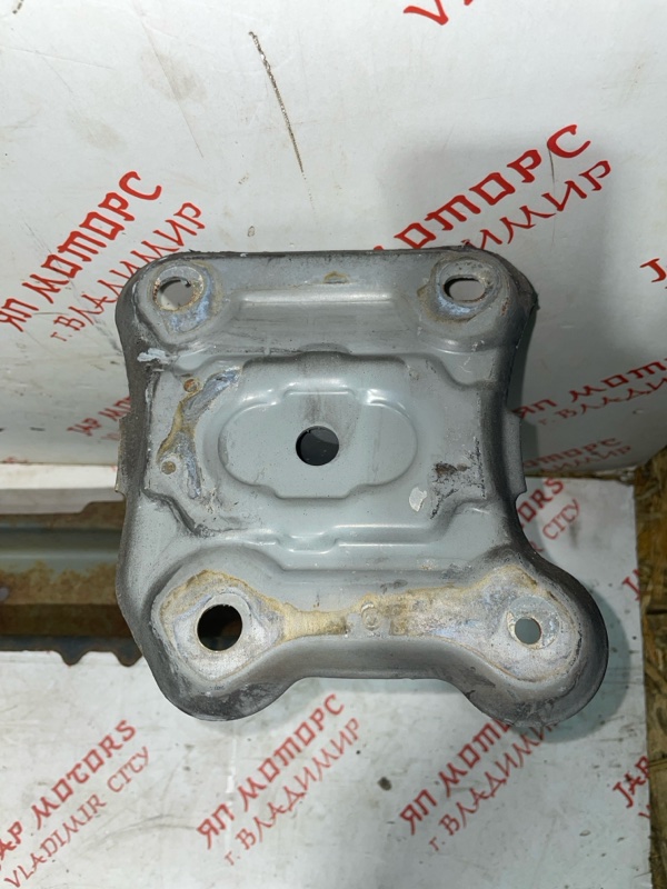 Усилитель бампера, 3000 рублей, Владимир