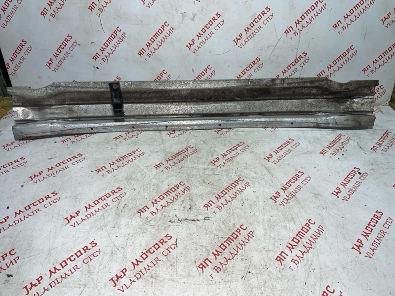 Усилитель бампера, 3000 рублей, Владимир