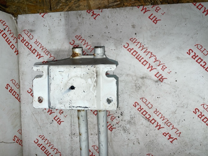 Усилитель бампера, 6000 рублей, Владимир