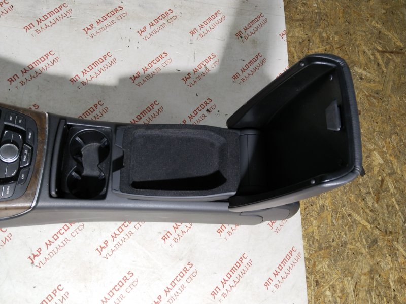 Консоль между сидений, 15000 рублей, Владимир