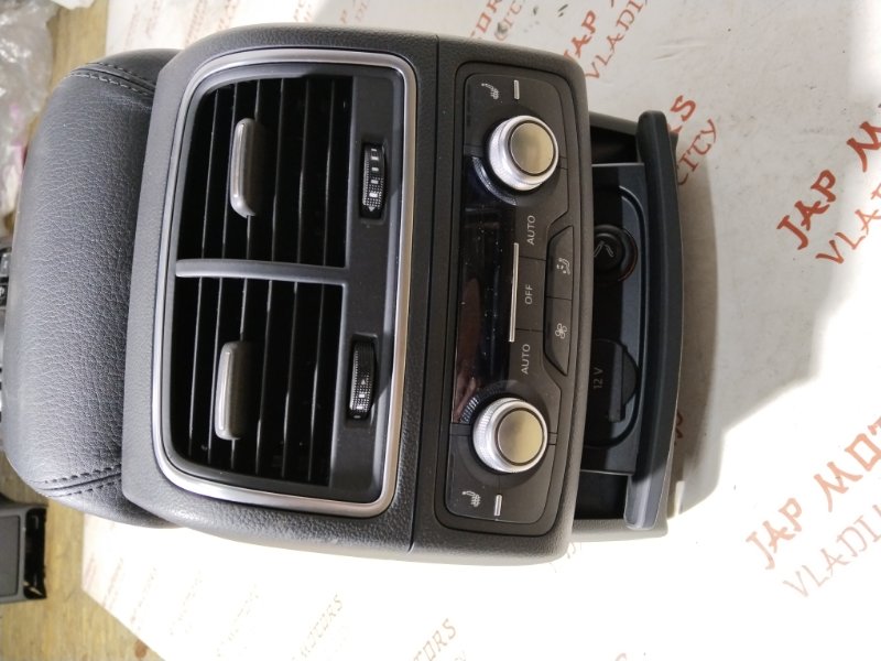 Консоль между сидений, 15000 рублей, Владимир