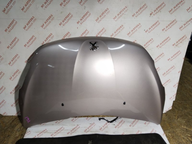 Капот, 12000 рублей, Владимир