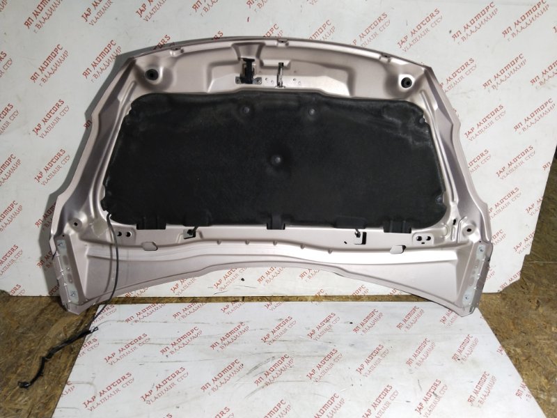 Капот, 12000 рублей, Владимир