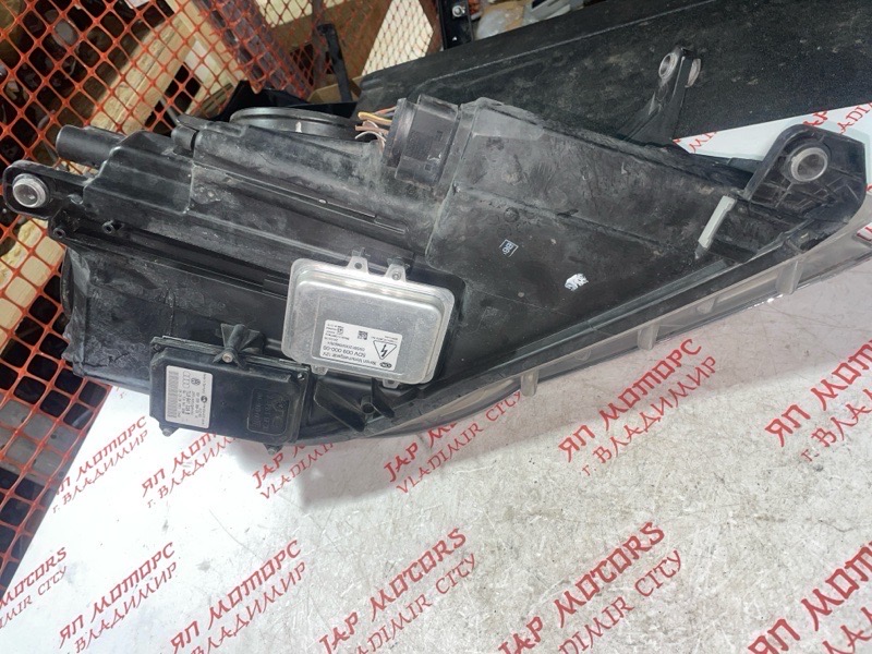 Фара ксеноновая, 14000 рублей, Владимир