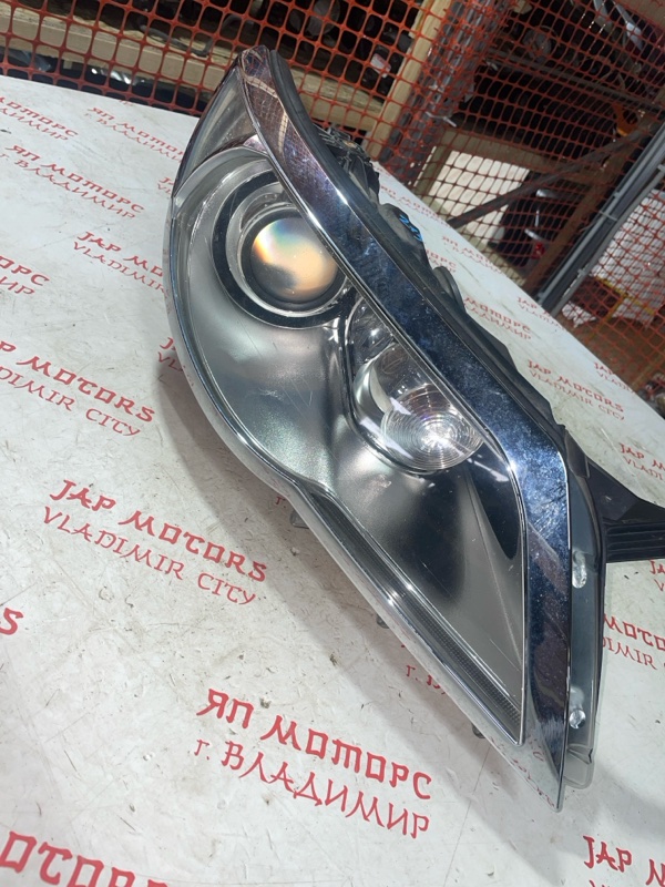 Фара ксеноновая, 14000 рублей, Владимир