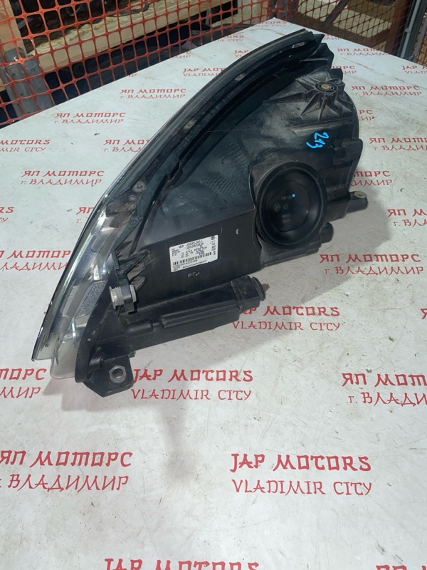 Фара ксеноновая, 14000 рублей, Владимир