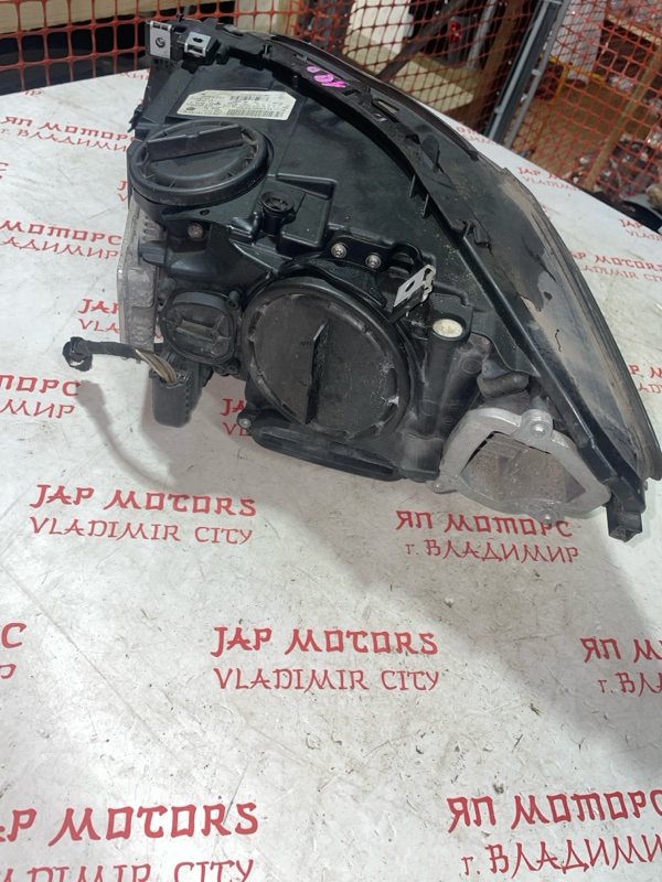 Фара ксеноновая, 12000 рублей, Владимир