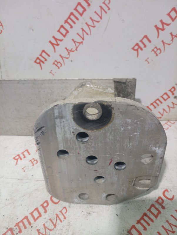 Усилитель бампера, 4000 рублей, Владимир