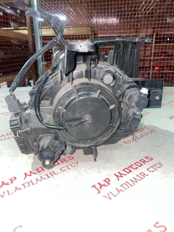 Фара ксеноновая, 10000 рублей, Владимир