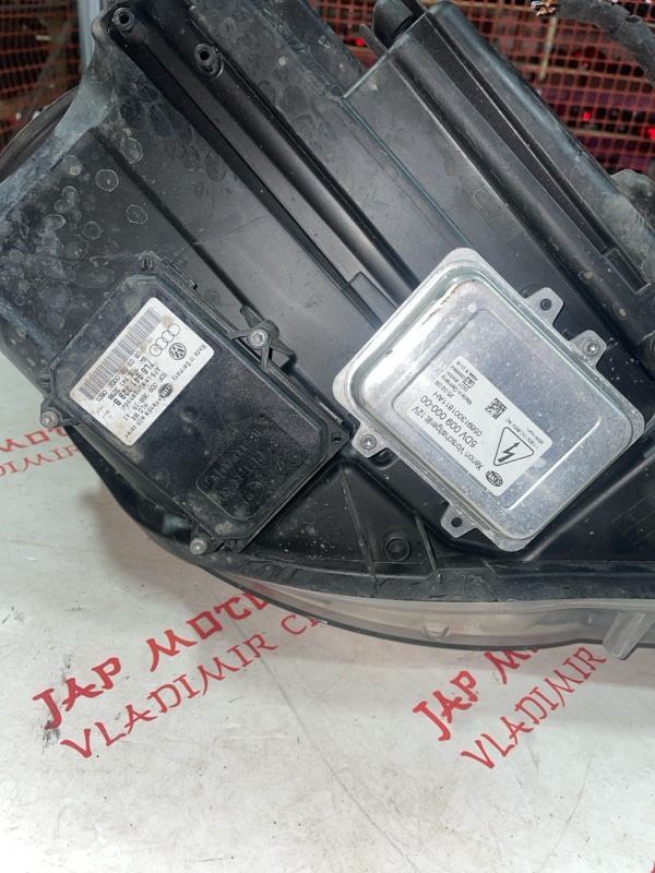 Фара ксеноновая, 21000 рублей, Владимир