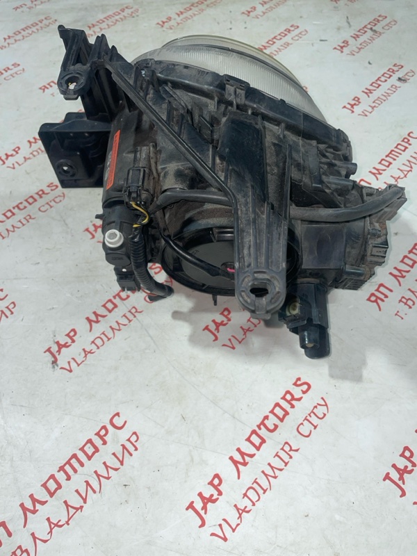 Фара ксеноновая, 10000 рублей, Владимир