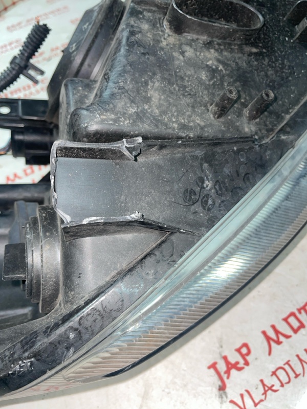 Фара галогеновая, 17000 рублей, Владимир