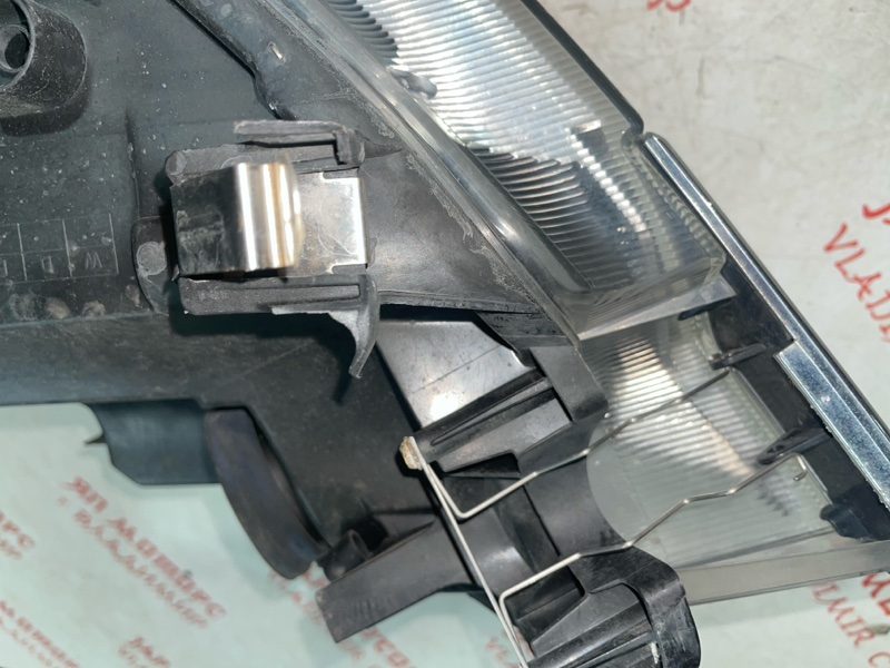 Фара галогеновая, 17000 рублей, Владимир