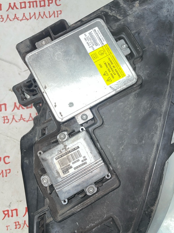 Фара ксеноновая, 13500 рублей, Владимир