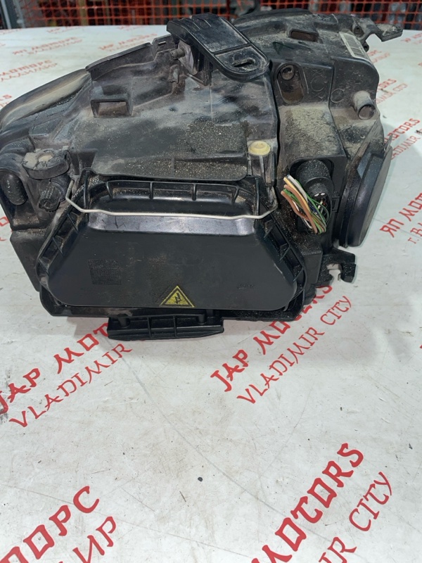 Фара ксеноновая, 12000 рублей, Владимир