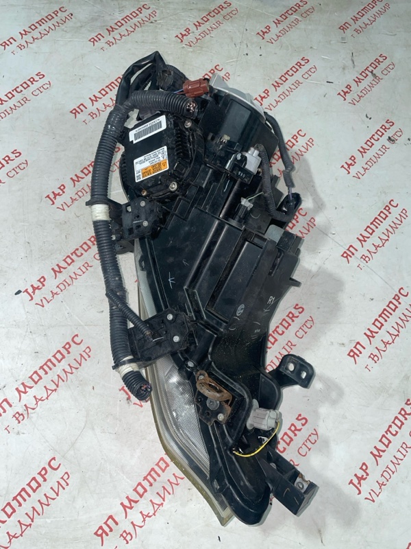 Фара ксеноновая, 15000 рублей, Владимир