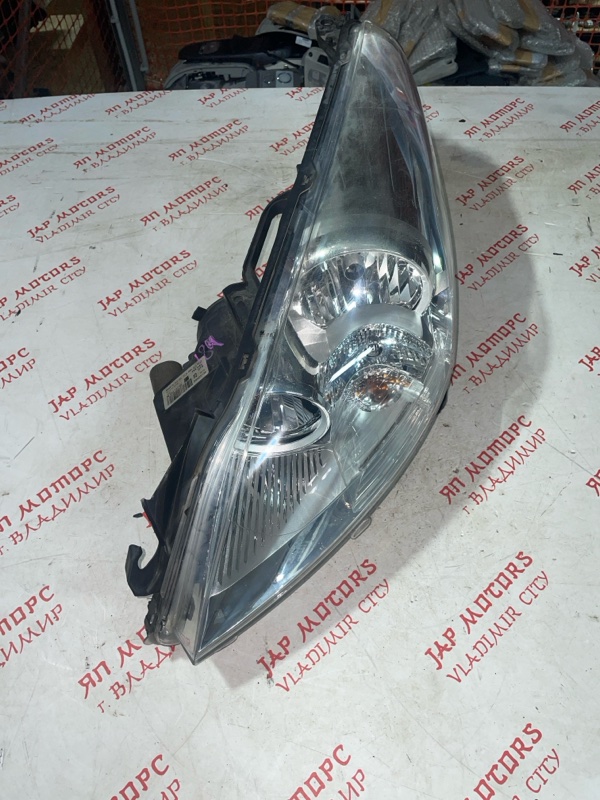 Фара галогеновая, 7000 рублей, Владимир