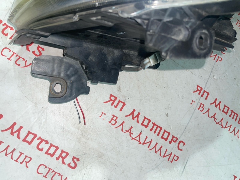 Фара ксеноновая, 13000 рублей, Владимир