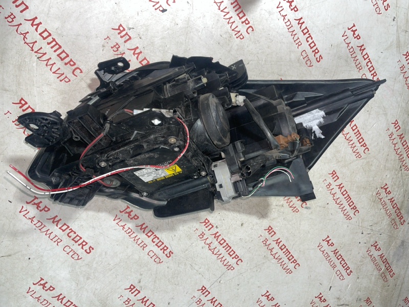 Фара ксеноновая, 13000 рублей, Владимир