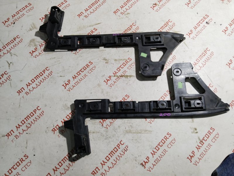 Крепление бампера, 1000 рублей, Владимир