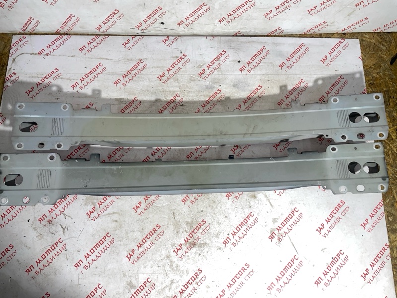 Усилитель бампера, 4000 рублей, Владимир