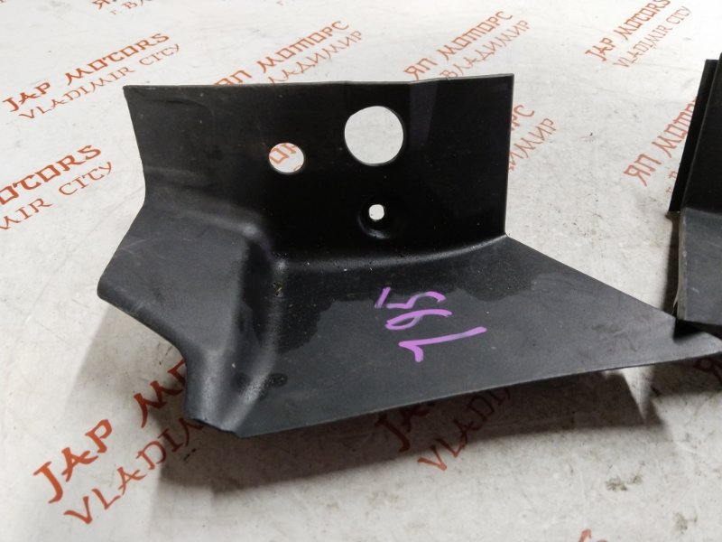 Накладка стоп-сигнала, 2000 рублей, Владимир