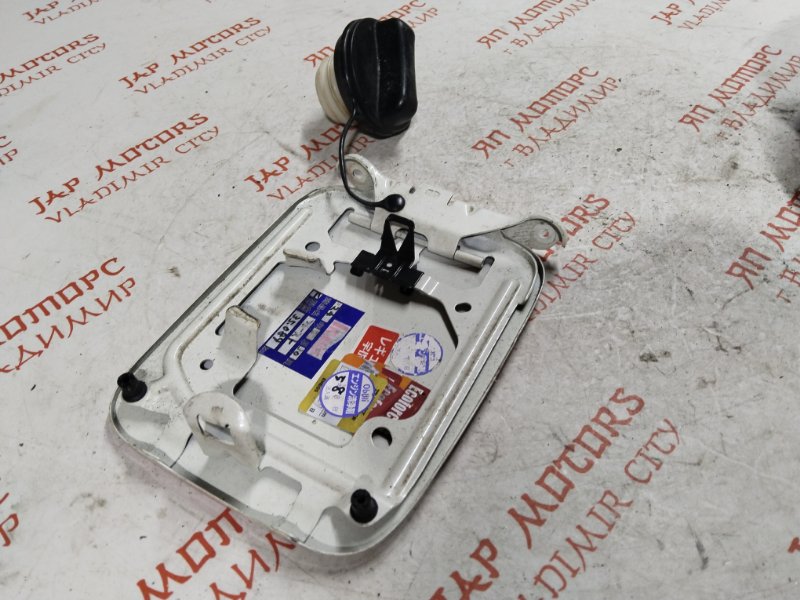 Лючок топливного бака, 1000 рублей, Владимир